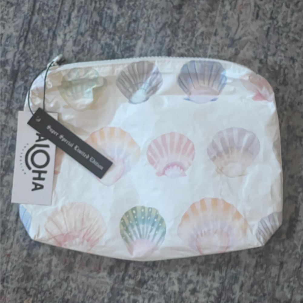 Aloha Collection Limited Edition small pouch
